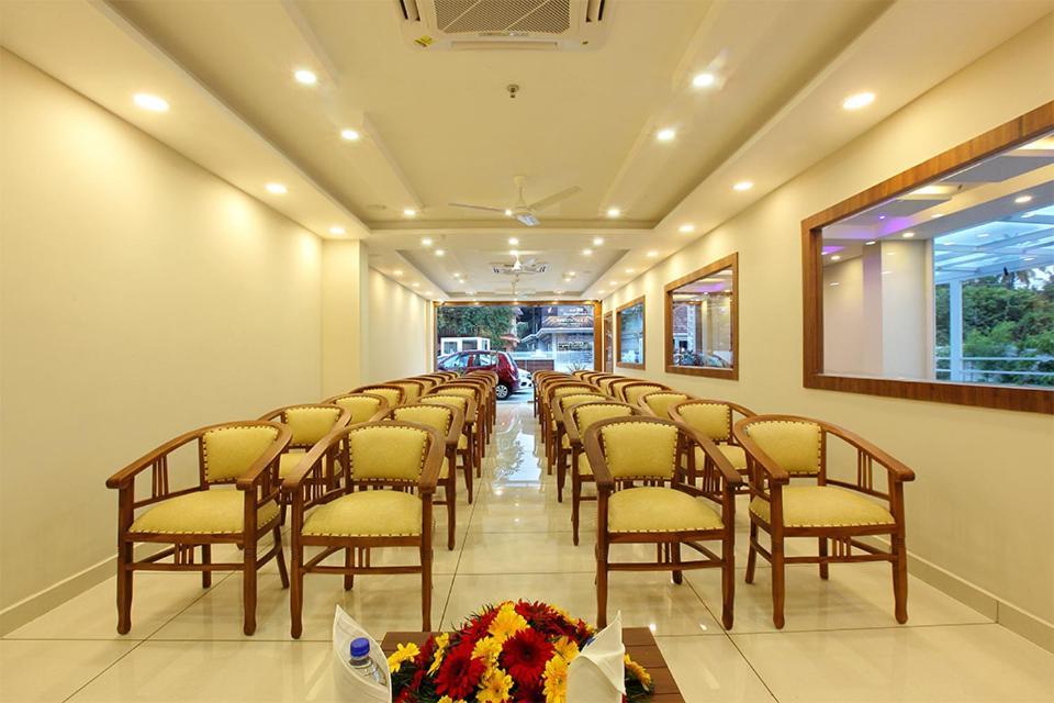 Hotel Lumbini Supreme Thrissur Exteriér fotografie