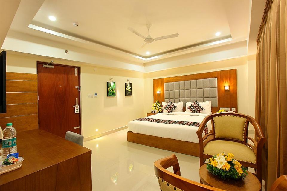 Hotel Lumbini Supreme Thrissur Exteriér fotografie